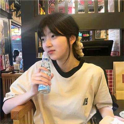 防暴女孩
